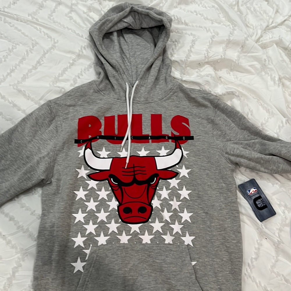 Size small NBA Chicago Bulls hoodie